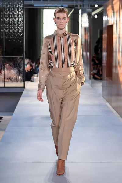 Look 6